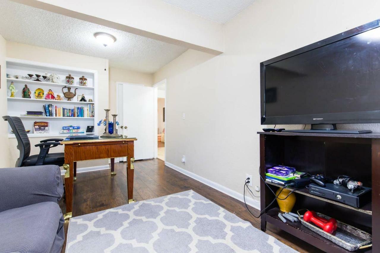 Oasis Near Dfw Airport With Mediterranean Setting Irving Exterior foto
