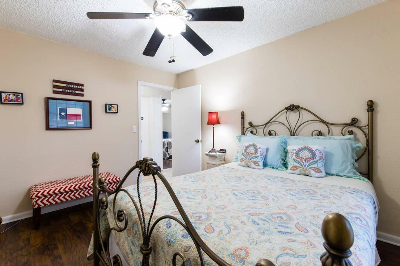 Oasis Near Dfw Airport With Mediterranean Setting Irving Exterior foto